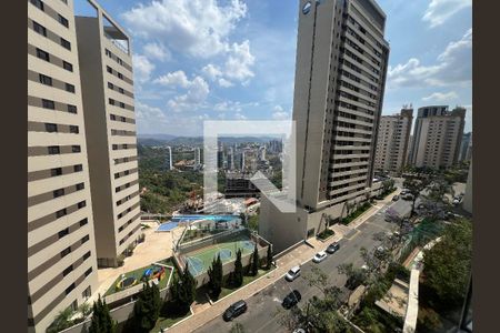 Varanda da Sala vista de apartamento à venda com 3 quartos, 86m² em Vila da Serra, Nova Lima