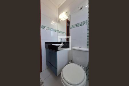 Apartamento para alugar com 122m², 3 quartos e 1 vaga Apartamento para alugar com 122m², 3 quartos e 1 vagaBanheiro social