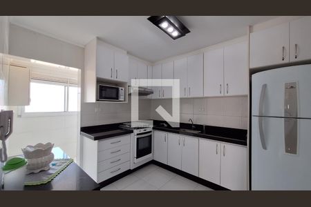 Apartamento para alugar com 122m², 3 quartos e 1 vaga Apartamento para alugar com 122m², 3 quartos e 1 vagaCozinha