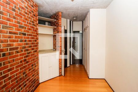 Quarto de apartamento para alugar com 1 quarto, 65m² em Savassi, Belo Horizonte