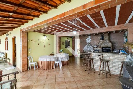 Casa à venda com 225m², 4 quartos e 4 vagasÁrea gourmet