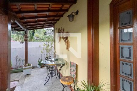 Casa à venda com 225m², 4 quartos e 4 vagasQuintal