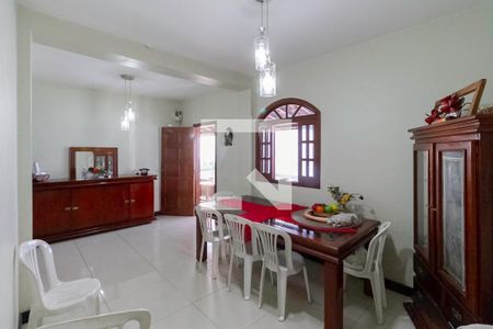 Casa à venda com 225m², 4 quartos e 4 vagasCopa