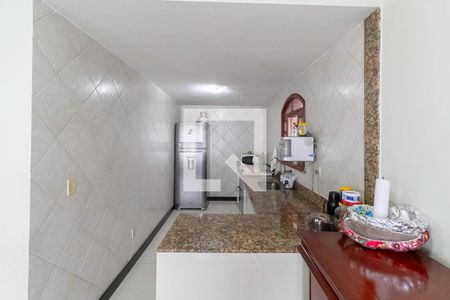 Casa à venda com 225m², 4 quartos e 4 vagasCozinha
