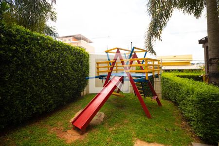 Apartamento à venda com 92m², 3 quartos e 1 vaga Apartamento à venda com 92m², 3 quartos e 1 vagaÁrea comum - Playground