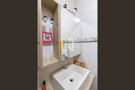 Banheiro de apartamento para alugar com 2 quartos, 70m² em Vila Tijuco, Guarulhos