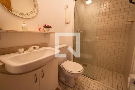 Apartamento à venda com 74m², 3 quartos e 1 vaga Apartamento à venda com 74m², 3 quartos e 1 vagaBanheiro