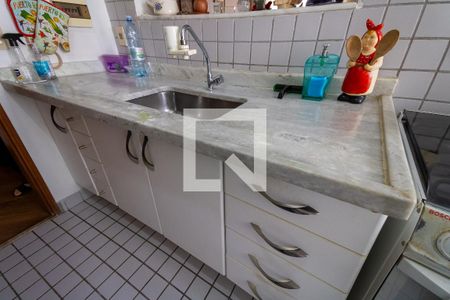 Apartamento à venda com 74m², 3 quartos e 1 vaga Apartamento à venda com 74m², 3 quartos e 1 vagaCozinha/Área de serviço