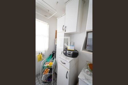 Apartamento à venda com 74m², 3 quartos e 1 vaga Apartamento à venda com 74m², 3 quartos e 1 vagaCozinha/Área de serviço