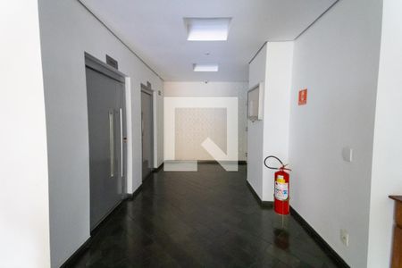 Apartamento à venda com 74m², 3 quartos e 1 vaga Apartamento à venda com 74m², 3 quartos e 1 vagaCorredor