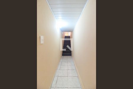 Casa para alugar com 110m², 2 quartos e 1 vagaEscada