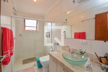 Casa à venda com 697m², 4 quartos e 10 vagasBanheiro da Suíte 1