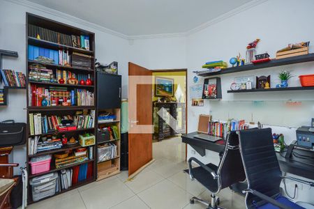 Casa à venda com 697m², 4 quartos e 10 vagasQuarto 4