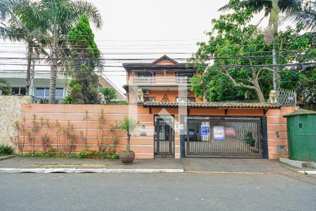 Casa à venda com 697m², 4 quartos e 10 vagasFachada