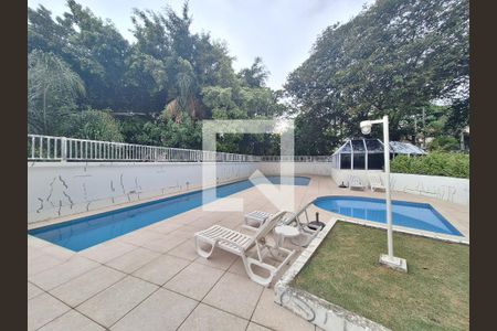 Apartamento para alugar com 54m², 2 quartos e 1 vagaÁrea comum - Piscina