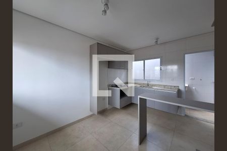 Apartamento à venda com 43m², 2 quartos e sem vaga Apartamento à venda com 43m², 2 quartos e sem vagaSala/Cozinha