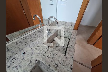 Apartamento à venda com 43m², 2 quartos e sem vaga Apartamento à venda com 43m², 2 quartos e sem vagaBanheiro
