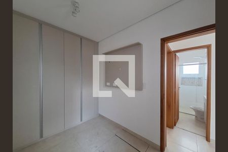 Apartamento à venda com 43m², 2 quartos e sem vaga Apartamento à venda com 43m², 2 quartos e sem vagaQuarto 1