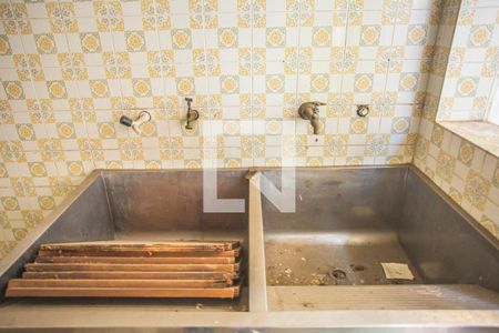 Casa para alugar com 201m², 4 quartos e 3 vagas Casa para alugar com 201m², 4 quartos e 3 vagasÁrea de Serviço