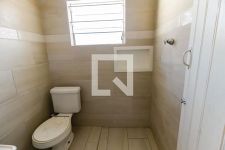 Banheiro de casa para alugar com 2 quartos, 70m² em Jardim Monte Kemel, São Paulo