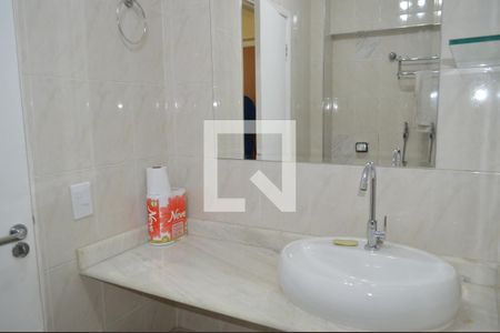 Banheiro de kitnet/studio para alugar com 1 quarto, 42m² em Vila Mariana, São Paulo