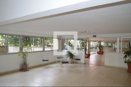 Studio para alugar com 42m², 1 quarto e 1 vagaHall