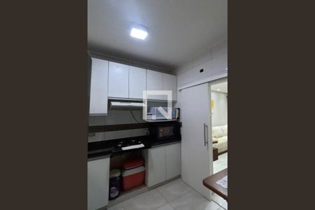 Apartamento para alugar com 70m², 2 quartos e 1 vagaCozinha