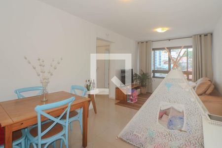 Sala de apartamento à venda com 2 quartos, 62m² em Jardim do Salso, Porto Alegre