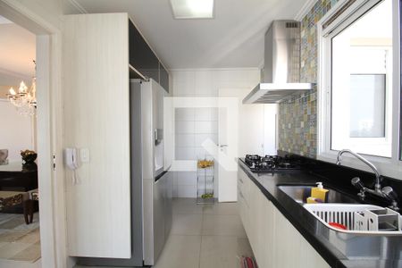 Apartamento para alugar com 142m², 3 quartos e 2 vagasCozinha - Armários