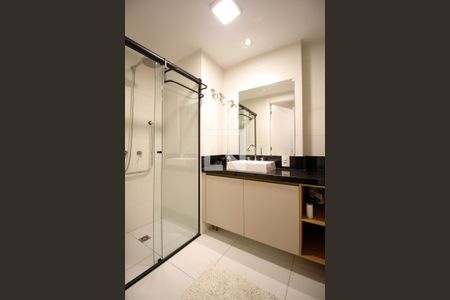 Banheiro de kitnet/studio à venda com 1 quarto, 27m² em Sumarezinho, São Paulo