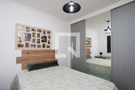 Apartamento à venda com 96m², 3 quartos e 2 vagasQuarto 2