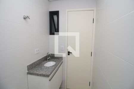 Banheiro de kitnet/studio para alugar com 1 quarto, 20m² em Vila Gomes Cardim, São Paulo
