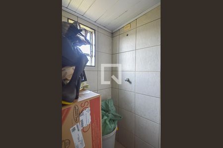 Casa de condomínio à venda com 93m², 2 quartos e 2 vagasBanheiro de serviço