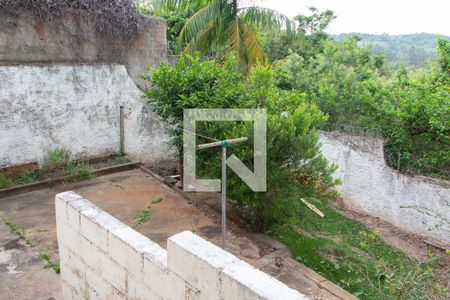 Casa à venda com 280m², 3 quartos e 2 vagasÁREA EXTERNA FUNDOS