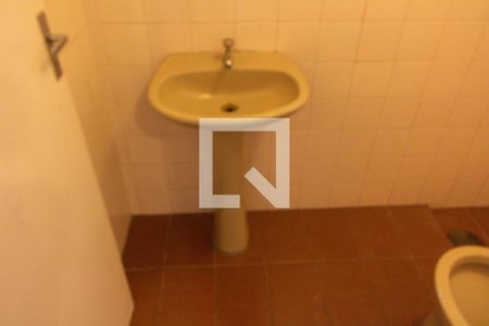 Casa à venda com 280m², 3 quartos e 2 vagasBANHEIRO DA QUARTO DA ÁREA DE SERVIÇO