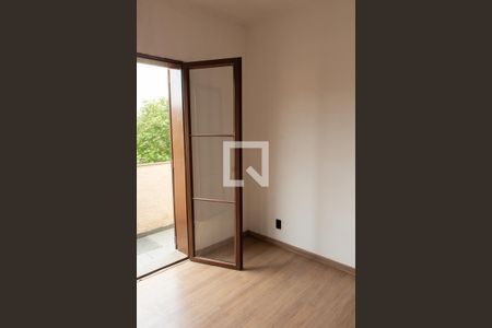 Casa à venda com 280m², 3 quartos e 2 vagasQUARTO 2
