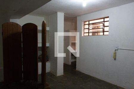 Casa à venda com 280m², 3 quartos e 2 vagasQUARTO DA ÁREA DE SERVIÇO