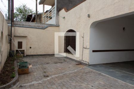 Casa à venda com 280m², 3 quartos e 2 vagasÁREA EXTERNA FRENTE