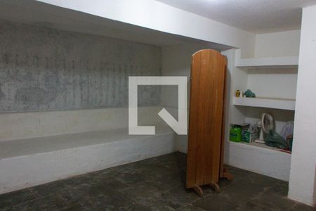 Casa à venda com 280m², 3 quartos e 2 vagasQUARTO DA ÁREA DE SERVIÇO