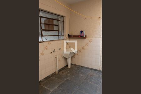 Casa à venda com 280m², 3 quartos e 2 vagasÁREA DE SERVIÇO