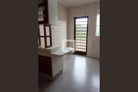 Casa à venda com 280m², 3 quartos e 2 vagasCOZINHA