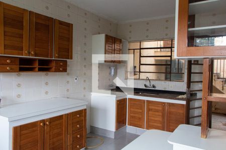 Casa à venda com 280m², 3 quartos e 2 vagasCOZINHA