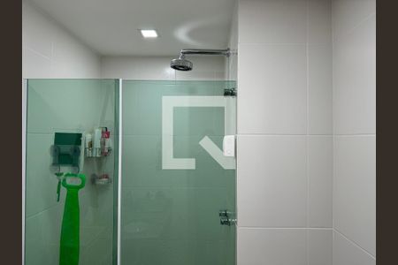 Apartamento à venda com 72m², 2 quartos e 1 vagaSuíte - Banheiro