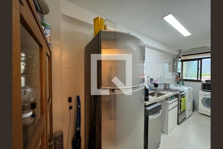 Apartamento à venda com 72m², 2 quartos e 1 vagaCozinha e Área de Serviço