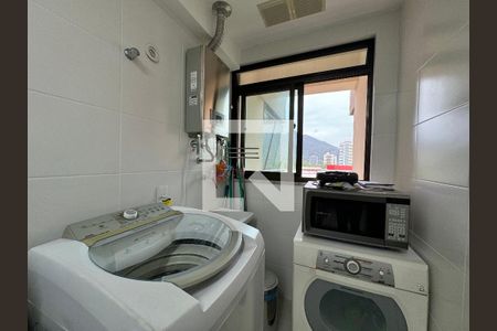 Apartamento à venda com 72m², 2 quartos e 1 vagaCozinha e Área de Serviço