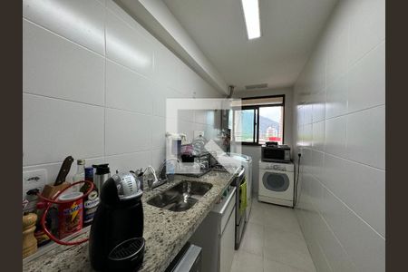 Apartamento à venda com 72m², 2 quartos e 1 vagaCozinha e Área de Serviço