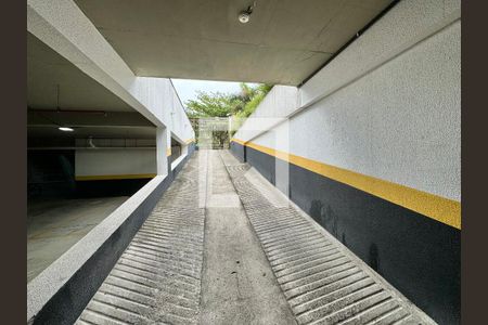 Apartamento à venda com 72m², 2 quartos e 1 vagaÁrea comum