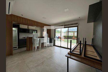 Apartamento à venda com 72m², 2 quartos e 1 vagaÁrea comum