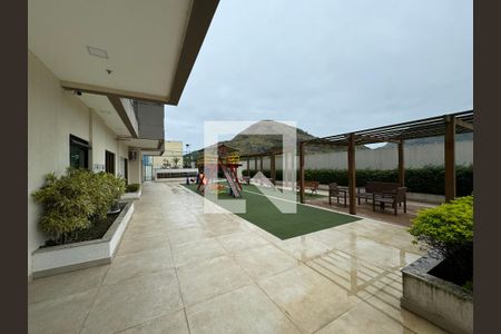 Apartamento à venda com 72m², 2 quartos e 1 vagaÁrea comum