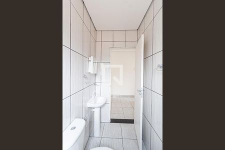 Casa para alugar com 60m², 2 quartos e sem vagaBanheiro